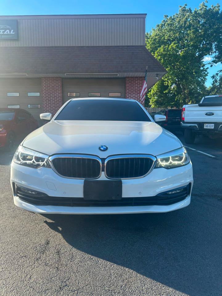 Used 2018 BMW 530i xDrive w/ Premium Package AWD/4WD image 9