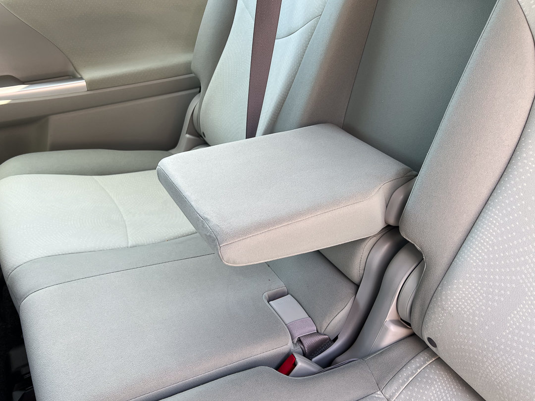 Used 2013 Toyota Prius V Three FWD image 25