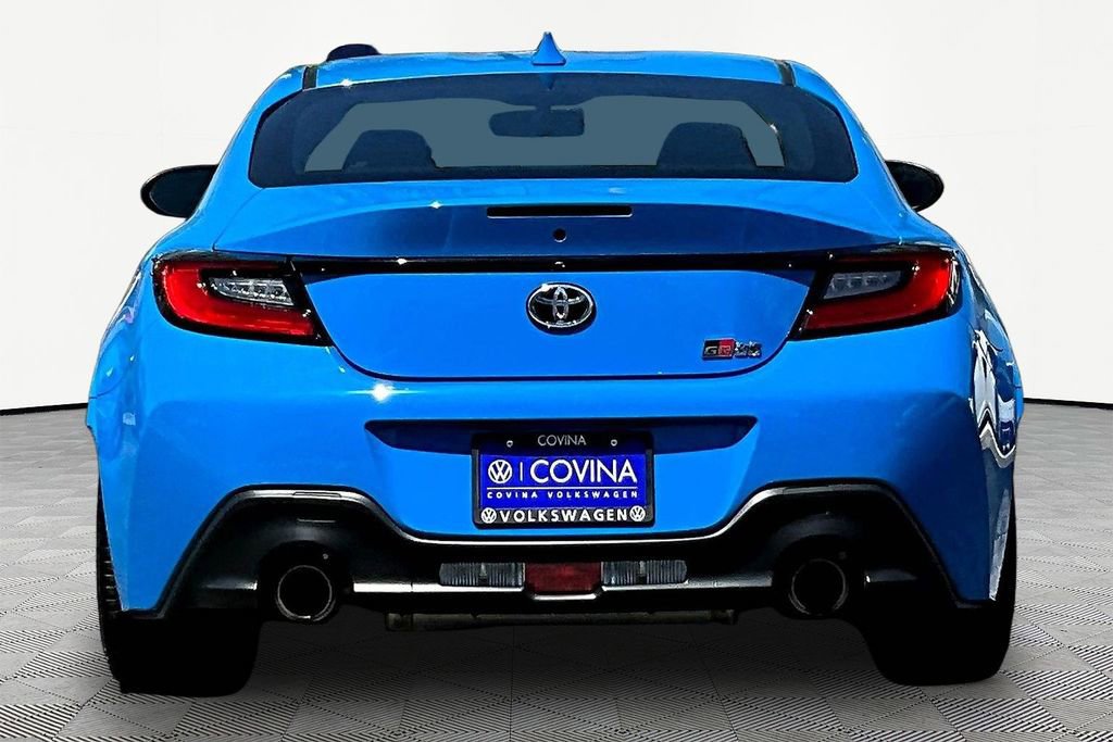 Used 2022 Toyota GR86 image 5