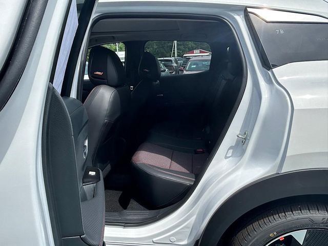 New 2025 Nissan Kicks SR w/ SR Premium Package image 23
