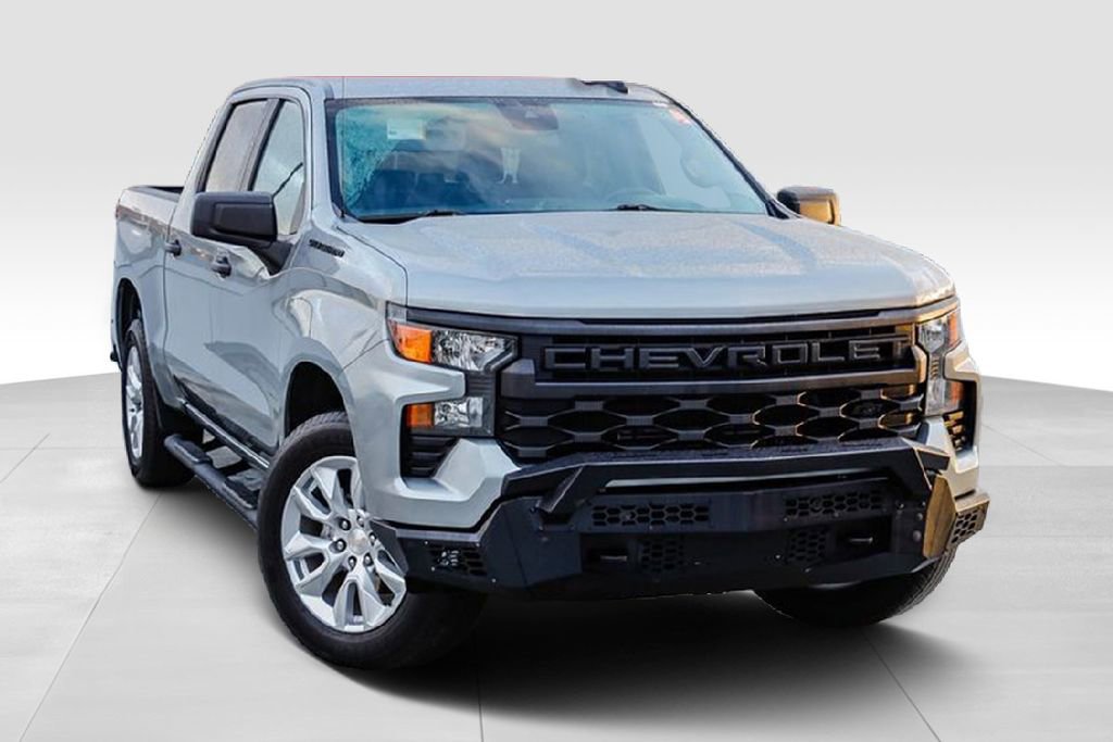Used 2024 Chevrolet Silverado 1500 Custom w/ LPO, Dark Essentials Package image 2