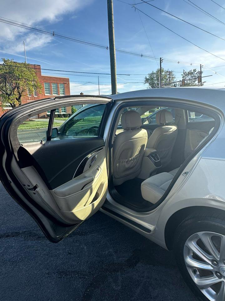 Used 2014 Buick LaCrosse FWD image 14