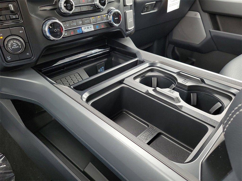 New 2026 Ford F250 Lariat image 25