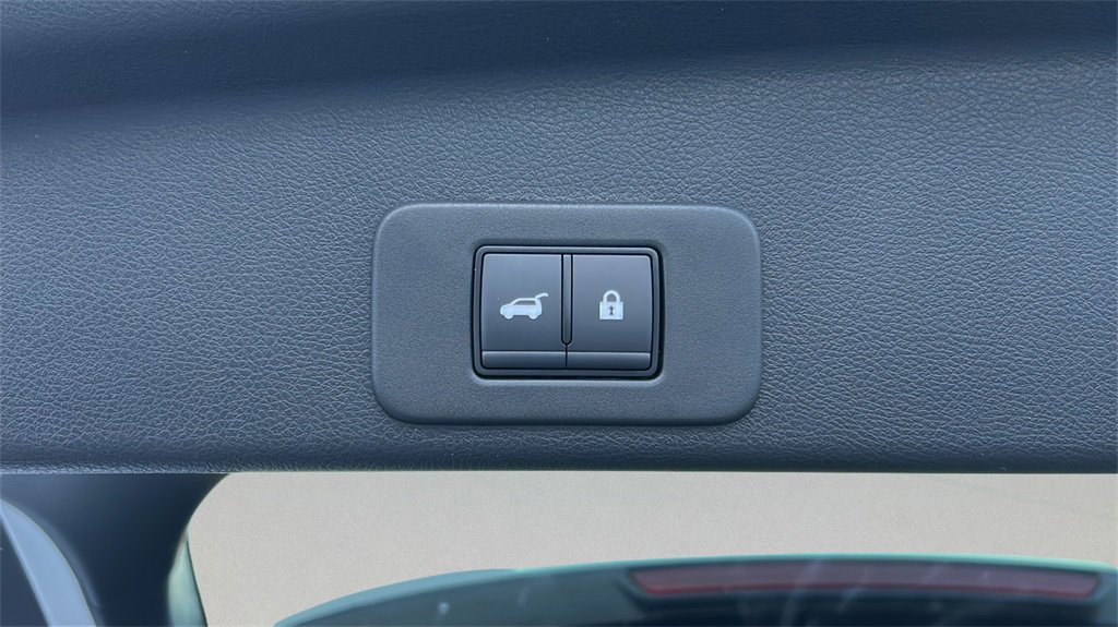 Used 2025 Nissan Murano SV image 9