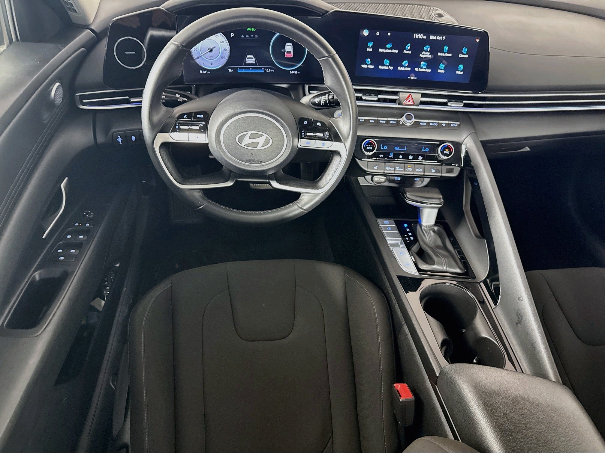 Used 2025 Hyundai Elantra SEL FWD image 28