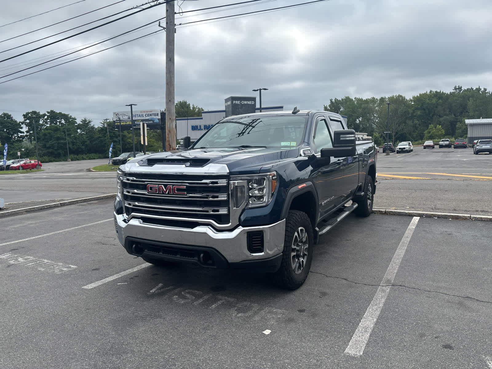 Used 2021 GMC Sierra 2500 SLE AWD/4WD image 2