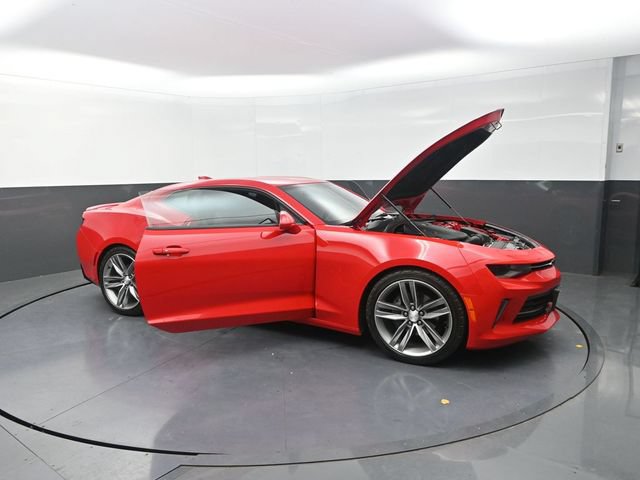 Used 2018 Chevrolet Camaro LT w/ RS Package RWD image 42