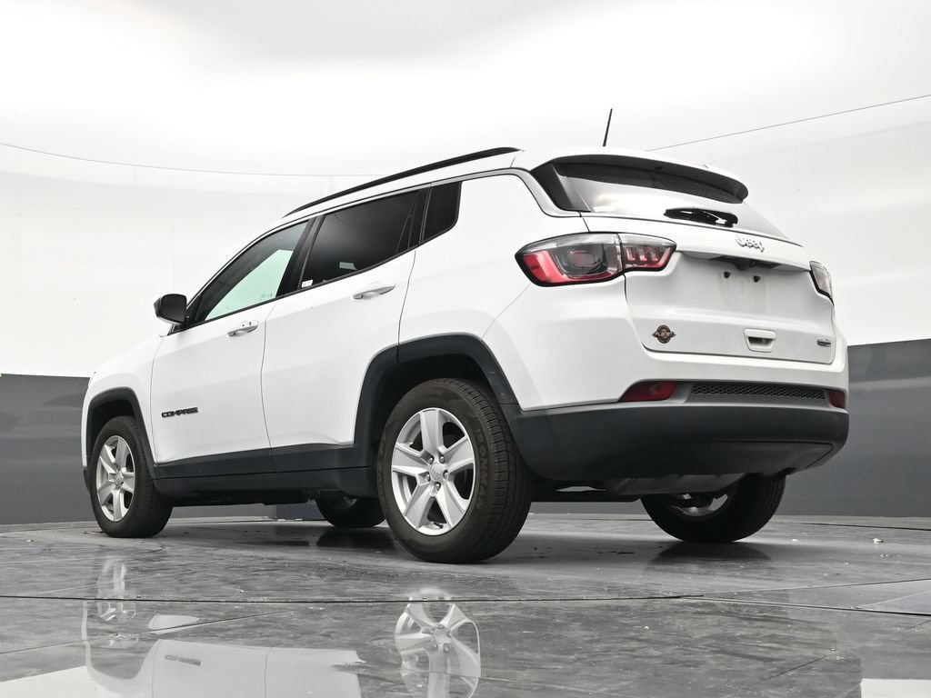 Used 2022 Jeep Compass Latitude FWD image 22
