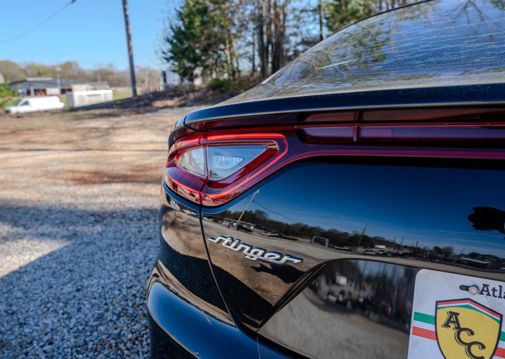 Used 2019 Kia Stinger GT image 10