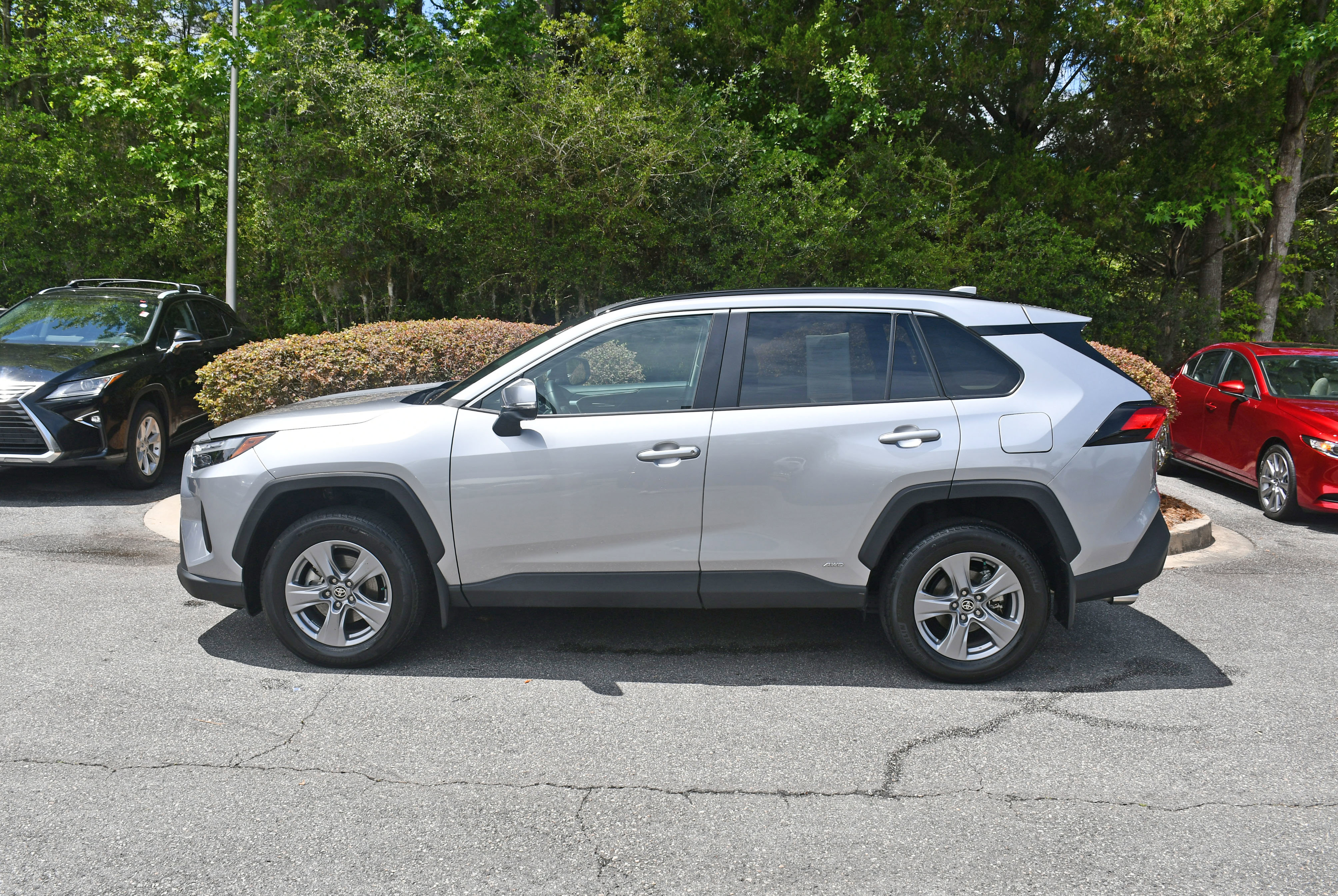 Certified 2024 Toyota RAV4 XLE w/ Convenience Package AWD/4WD image 2