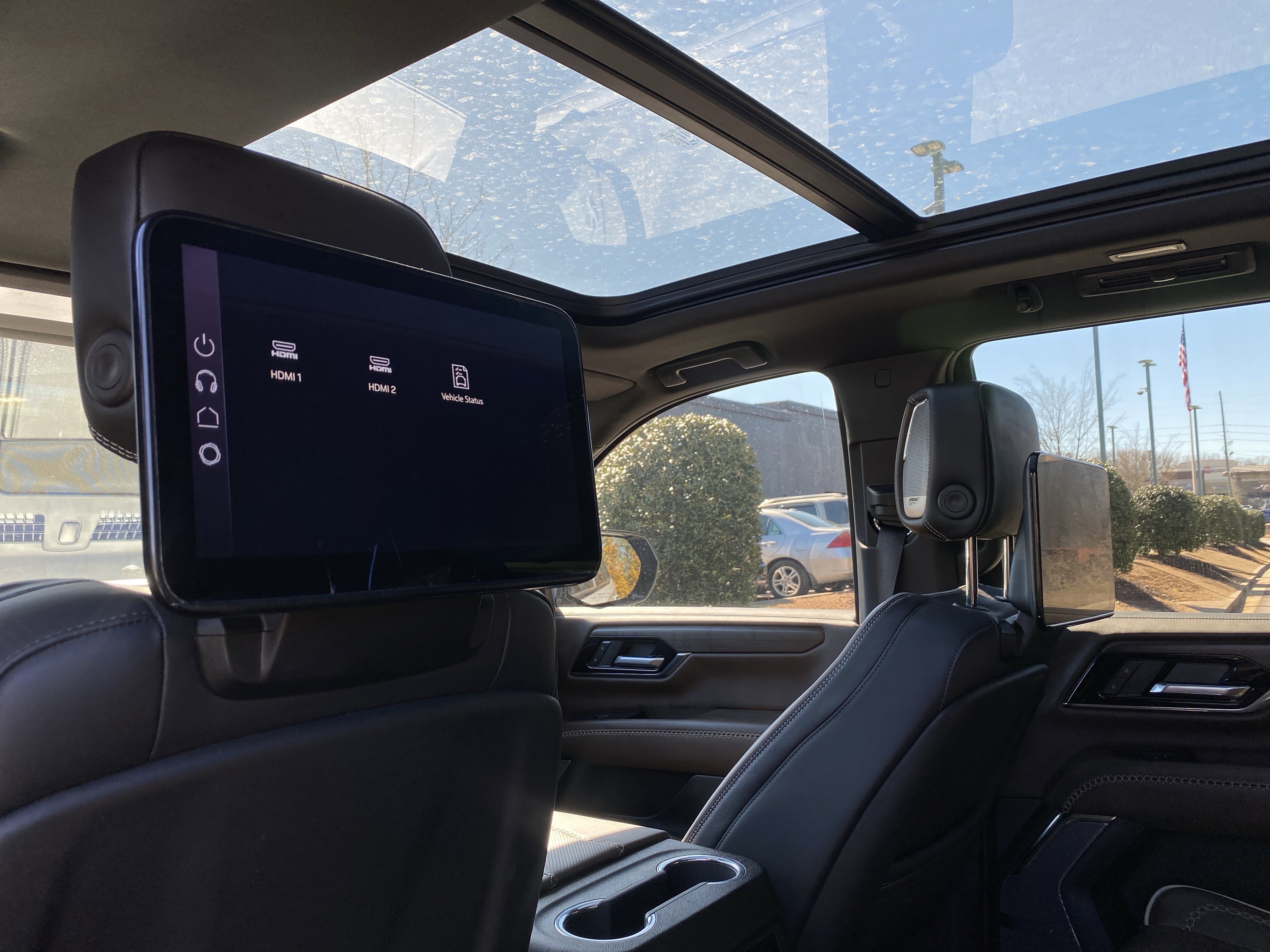 Used 2025 GMC Yukon Denali Ultimate image 47