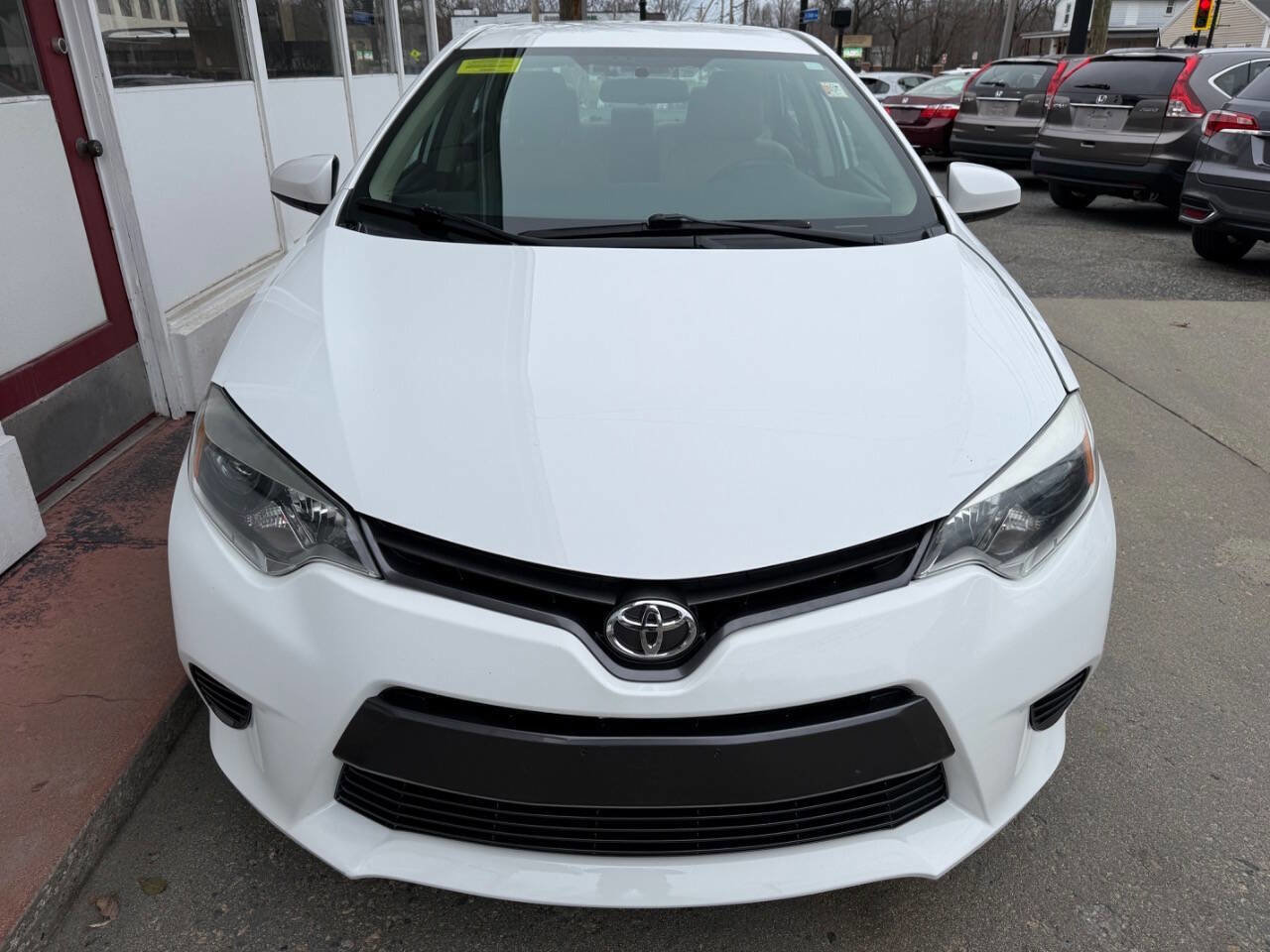 Used 2016 Toyota Corolla LE FWD image 4
