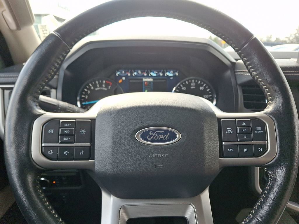 Used 2023 Ford Expedition Max XLT image 20