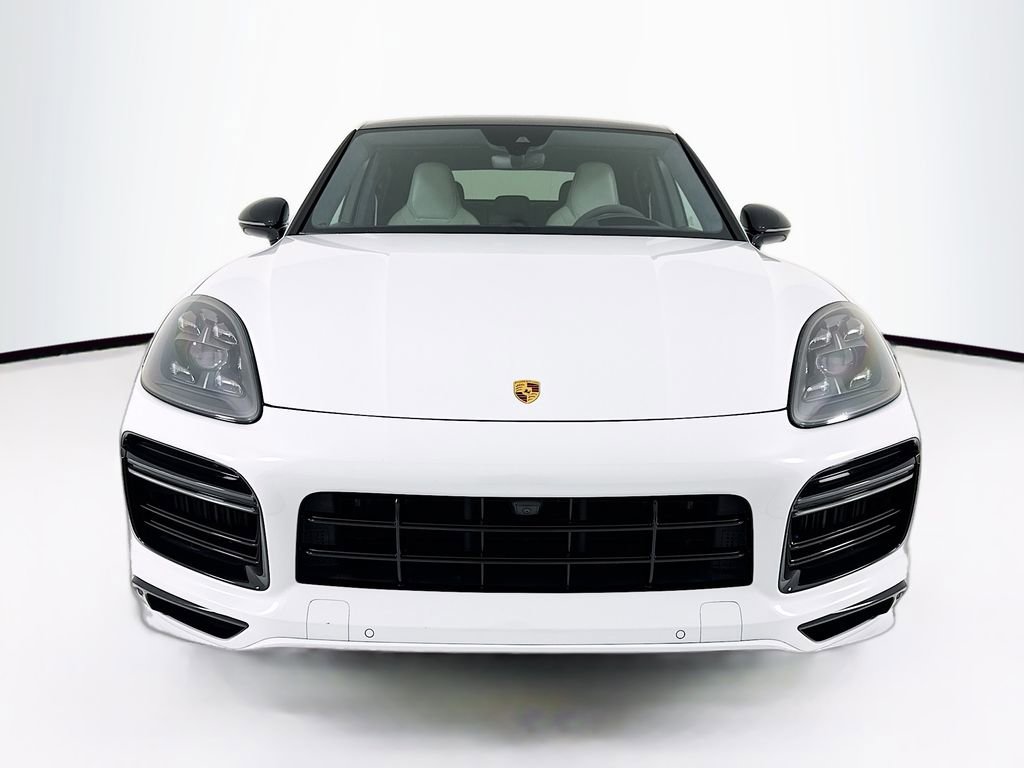 Certified 2022 Porsche Cayenne Turbo image 6