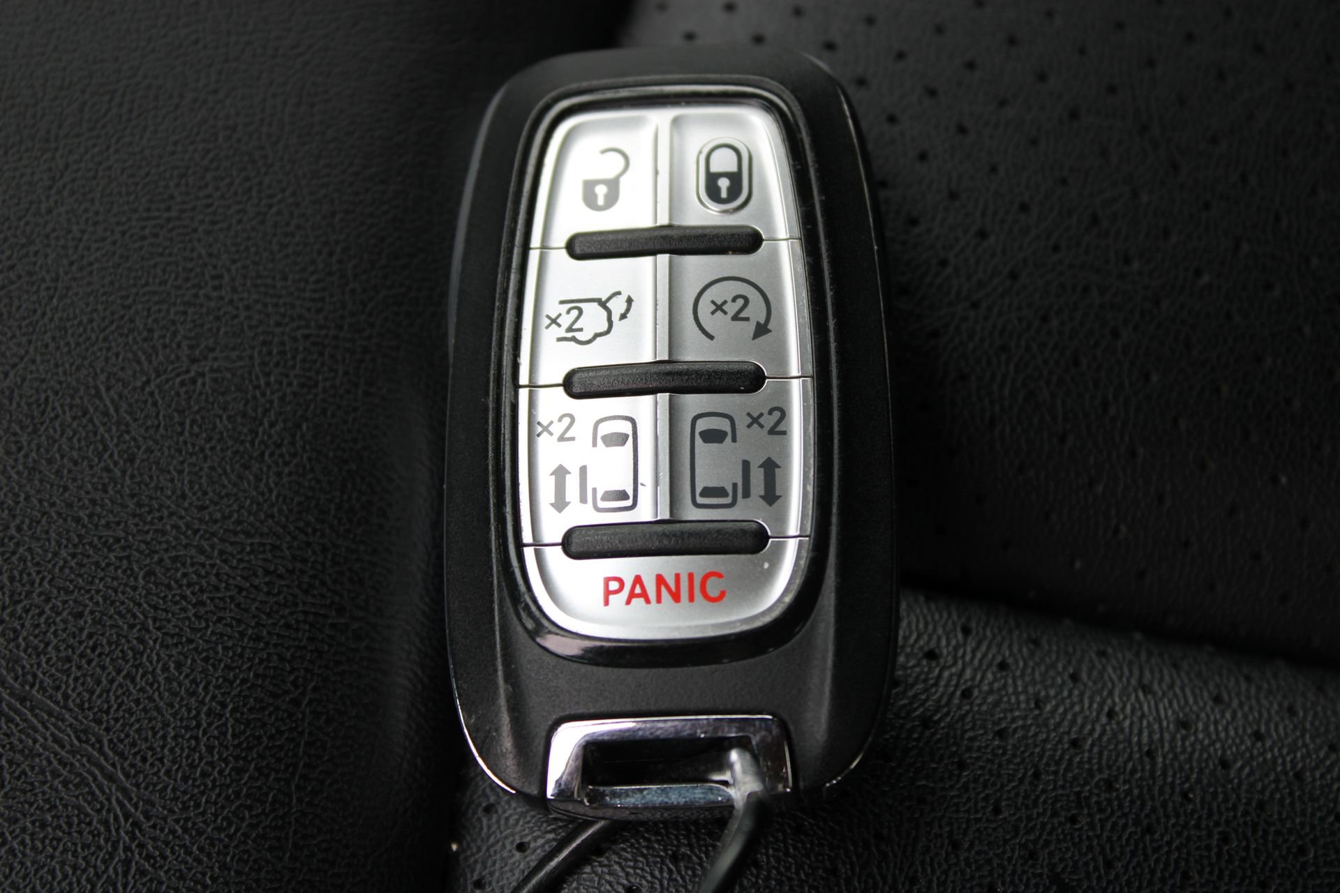 Used 2024 Chrysler Pacifica Touring-L FWD image 50