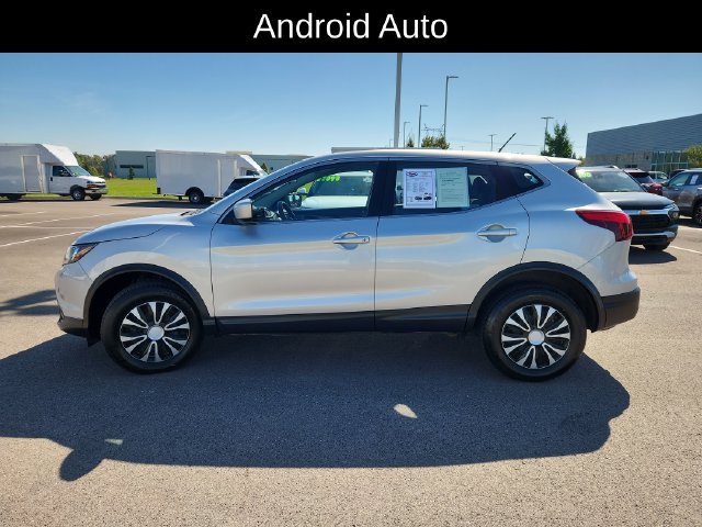 Used 2018 Nissan Rogue Sport S AWD/4WD image 4