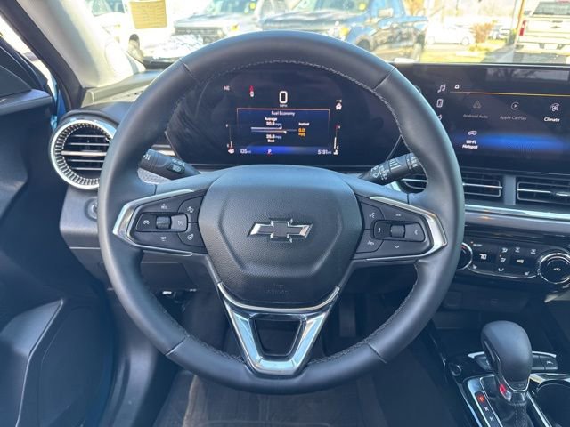 Used 2025 Chevrolet Trax ACTIV w/ Driver Confidence Package image 15