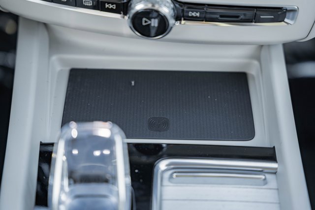 New 2026 Volvo XC60 B5 Ultra w/ Protection Package Premier image 24