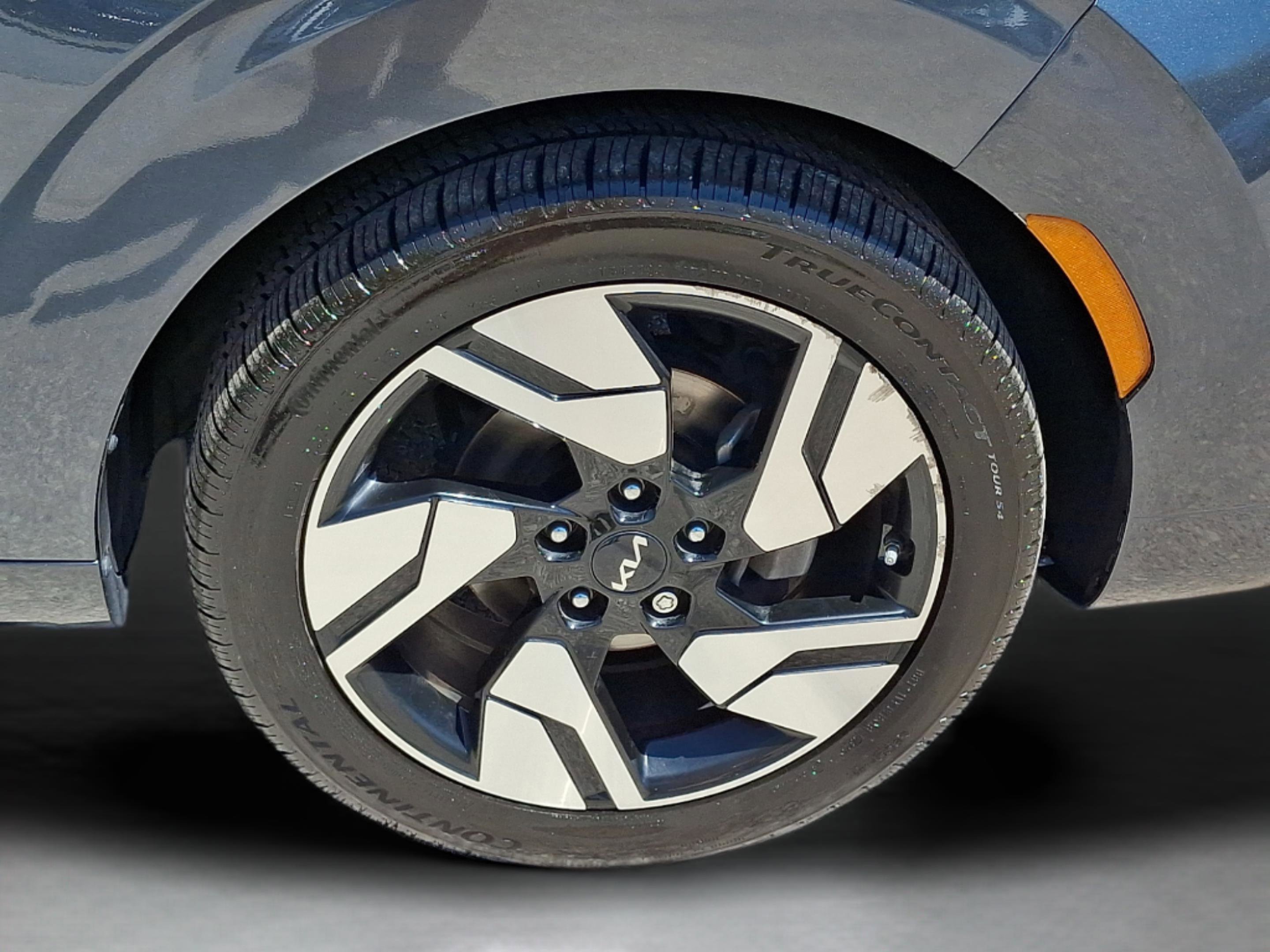 Used 2023 Kia Soul GT-Line FWD image 5