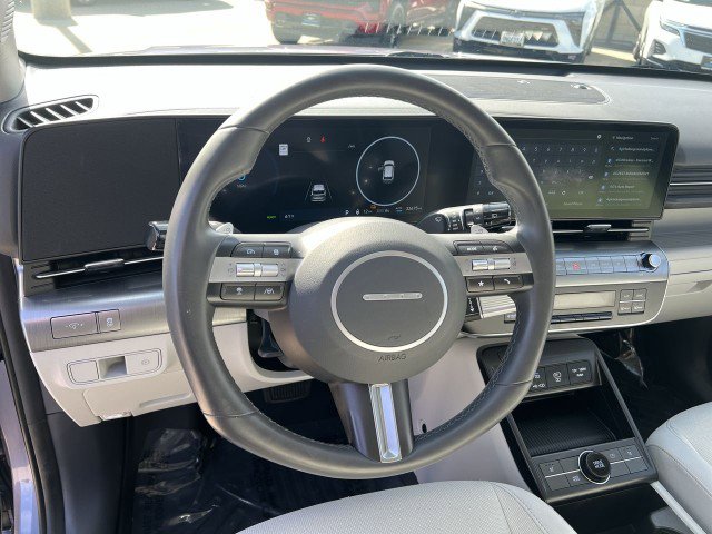 Used 2024 Hyundai Kona SEL image 11