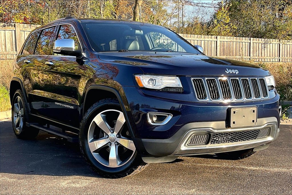 Used 2015 Jeep Grand Cherokee Limited w/ Luxury Group II AWD/4WD image 36