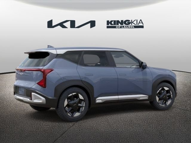 New 2027 Kia Seltos S FWD image 7