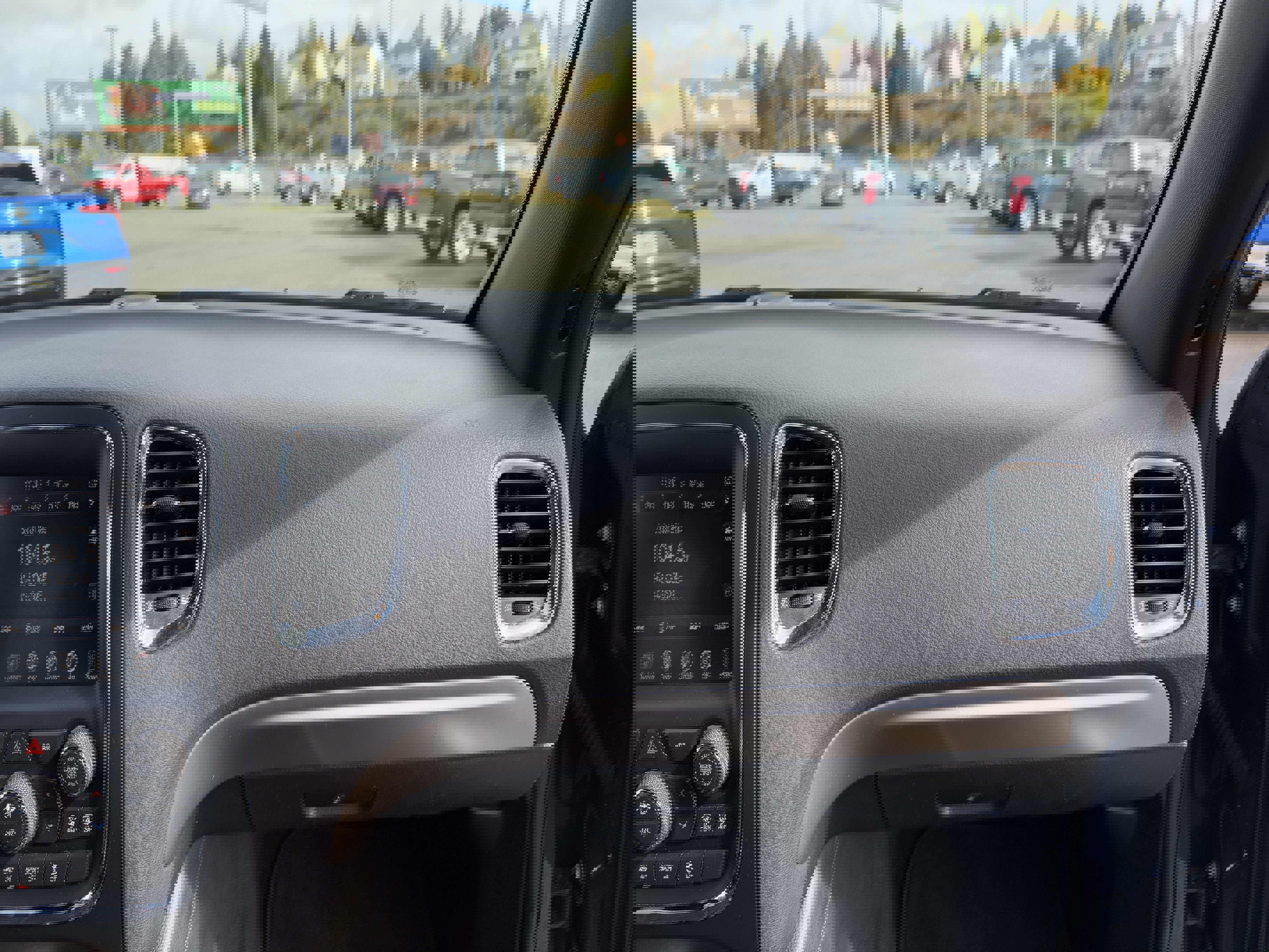 Used 2017 Dodge Durango R/T image 25