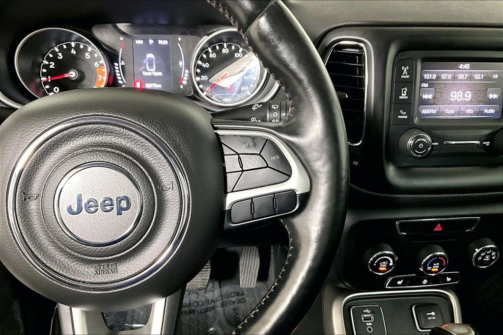 Used 2018 Jeep Compass Latitude w/ Cold Weather Group image 19