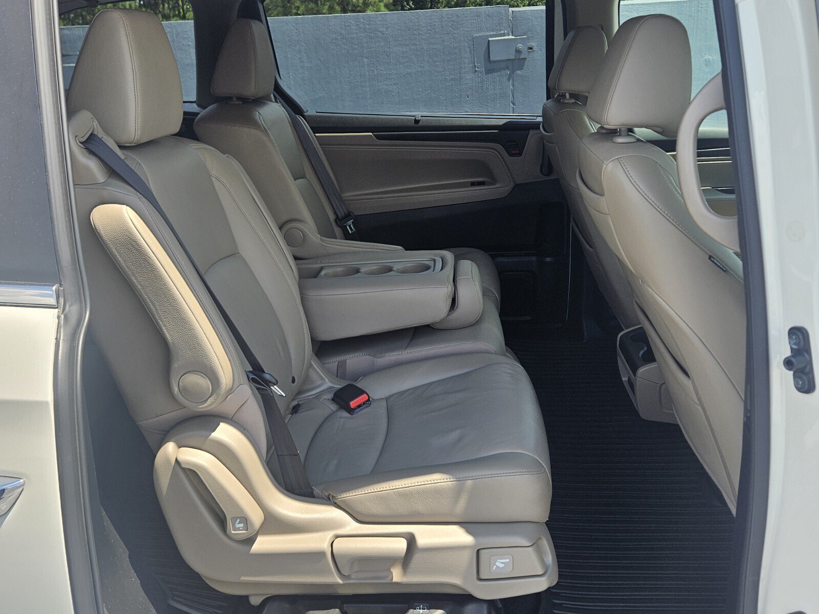 Used 2019 Honda Odyssey EX-L image 18