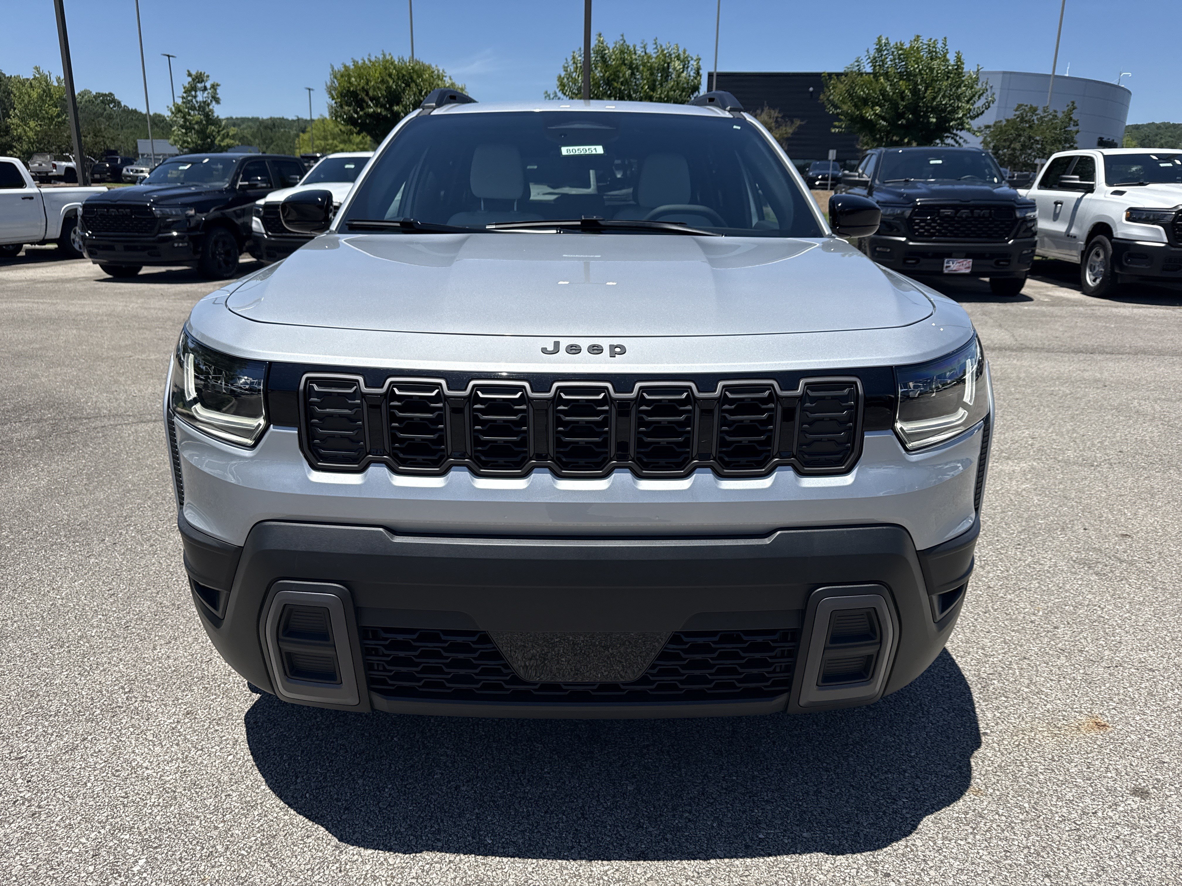 New 2026 Jeep Cherokee Laredo AWD/4WD image 2