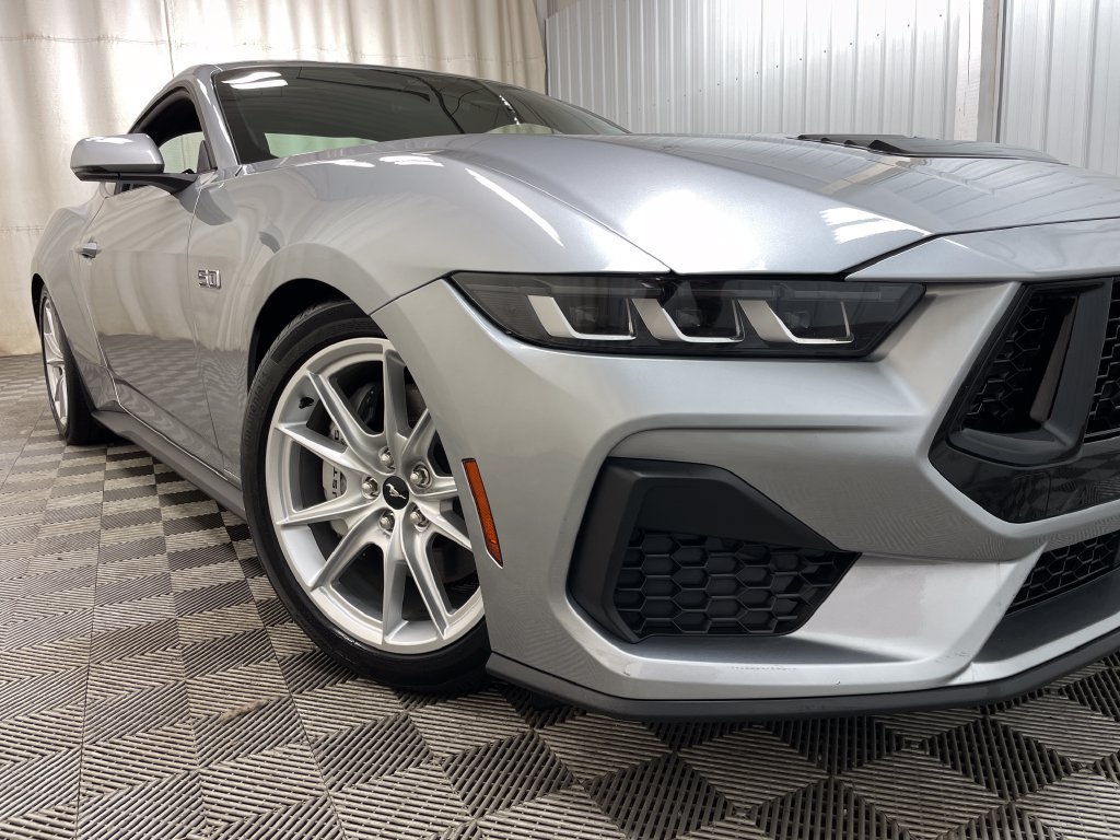 Used 2024 Ford Mustang GT Premium RWD image 43