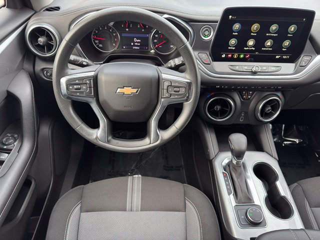 Used 2023 Chevrolet Blazer LT AWD/4WD image 13