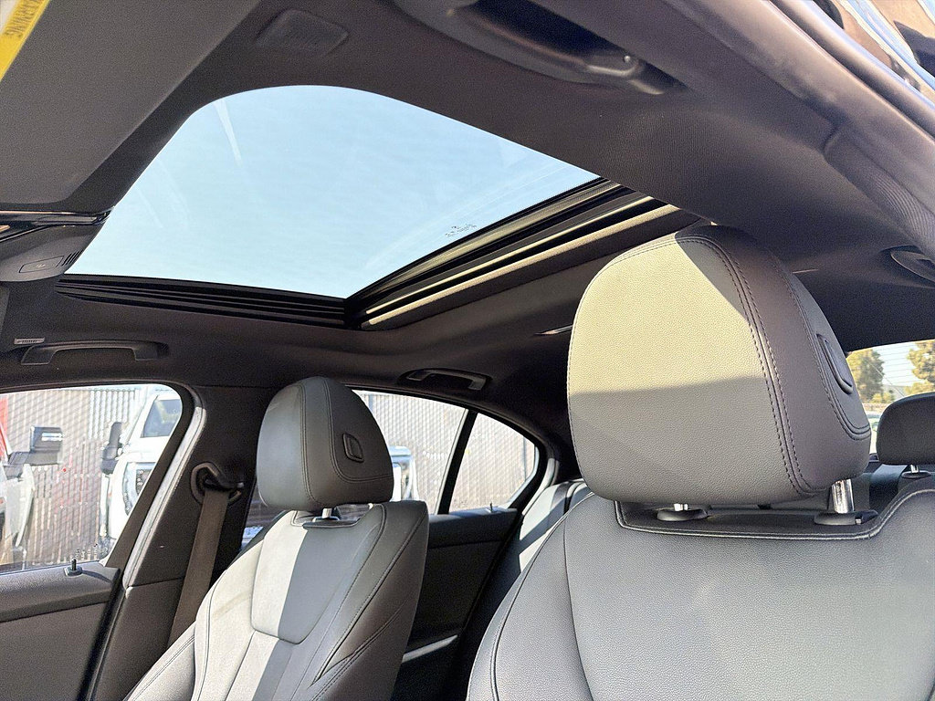 Used 2020 BMW 330i Sedan RWD image 18