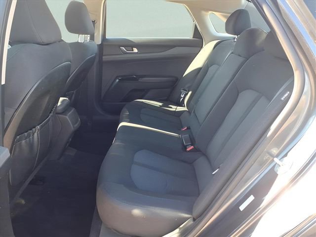 Used 2023 Kia K5 LXS image 27