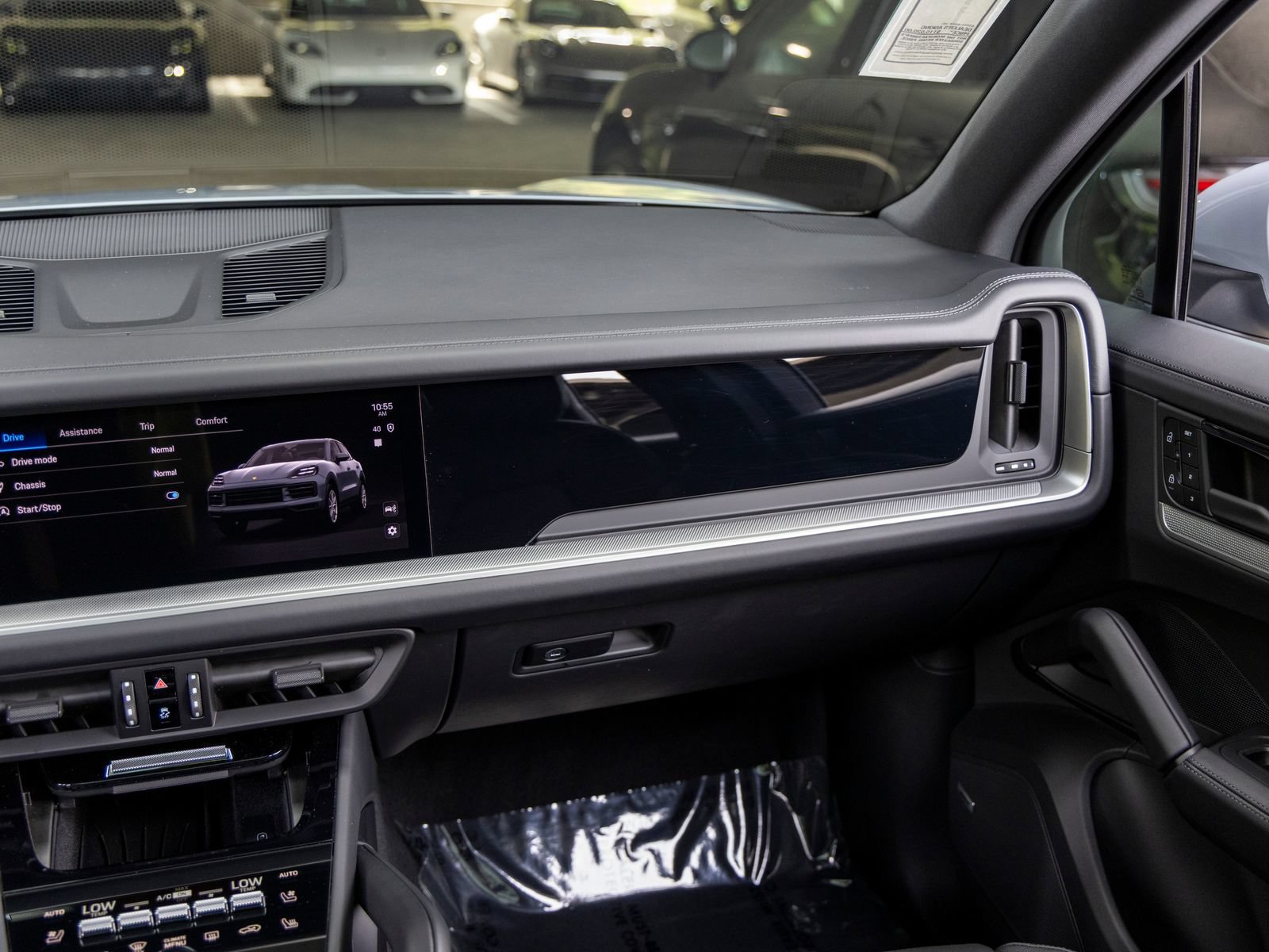 New 2026 Porsche Cayenne AWD/4WD image 47