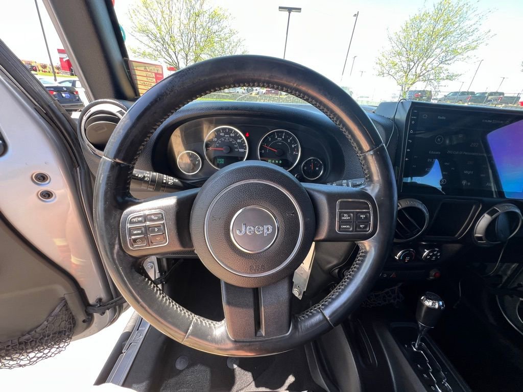 Used 2016 Jeep Wrangler Unlimited Sport w/ Connectivity Group AWD/4WD image 39
