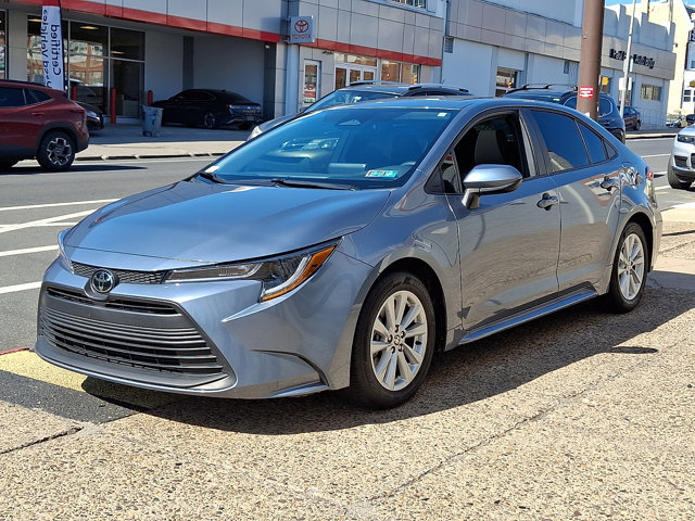 Certified 2023 Toyota Corolla LE w/ LE Premium Package FWD image 3