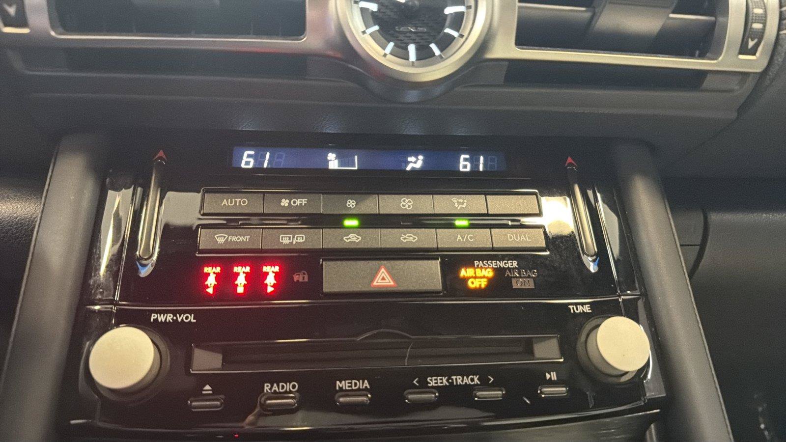 Used 2022 Lexus IS 350 F Sport RWD image 18