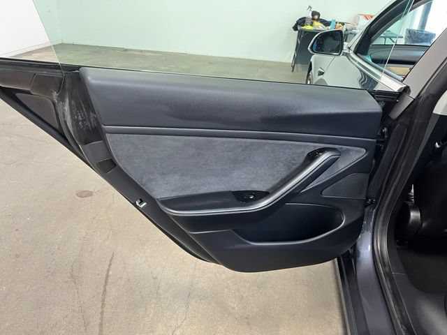 Used 2020 Tesla Model 3 Performance AWD/4WD image 19