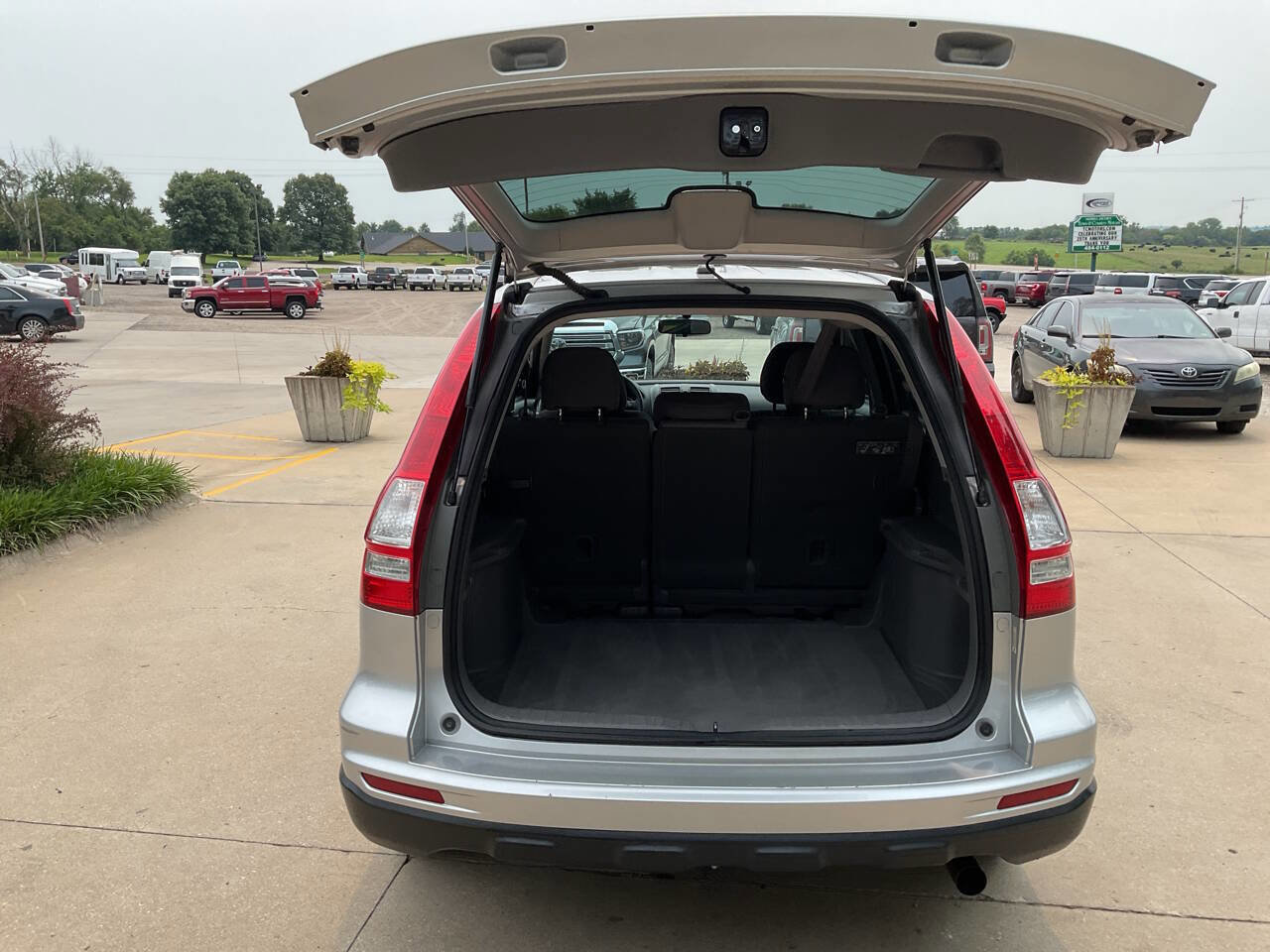 Used 2011 Honda CR-V LX image 11