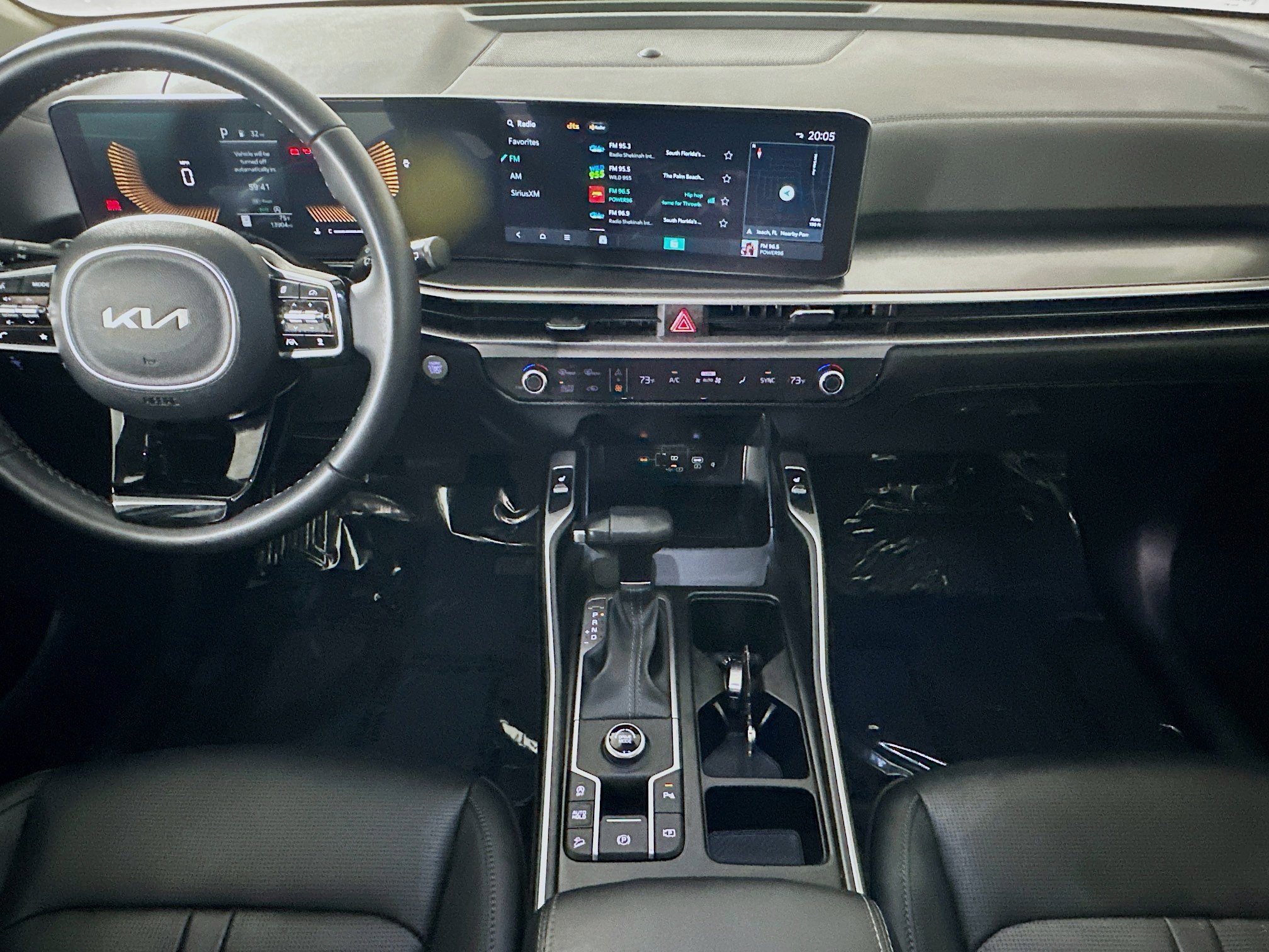 Used 2025 Kia Sorento S w/ Panoramic Sunroof Package image 27