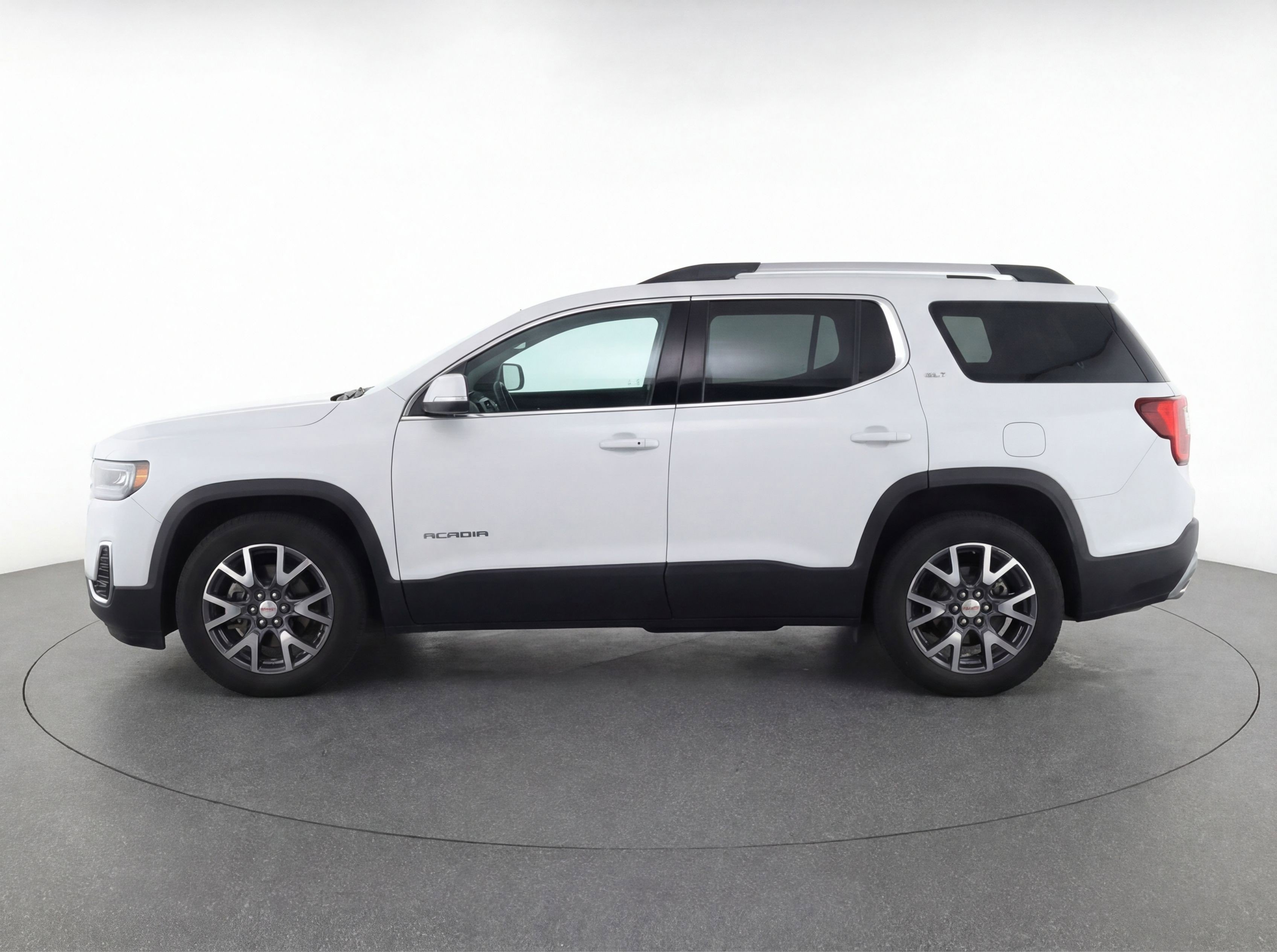 Used 2023 GMC Acadia SLT AWD/4WD image 5