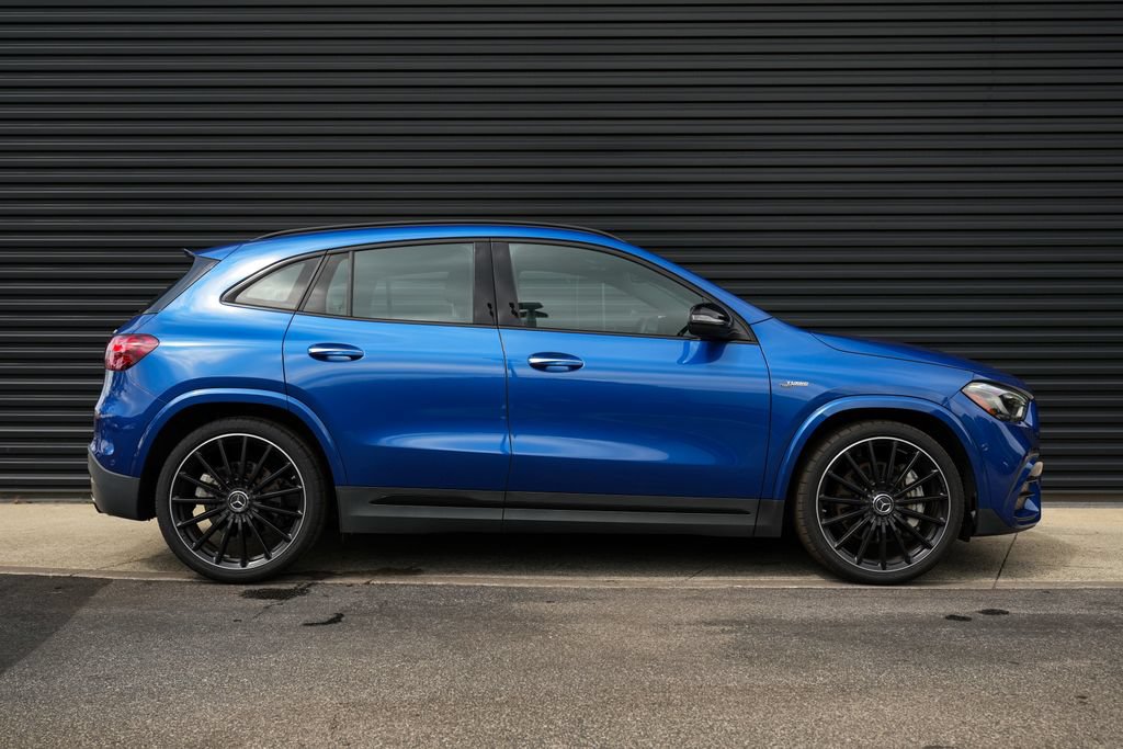 Used 2024 Mercedes-Benz GLA 35 AMG 4MATIC image 37