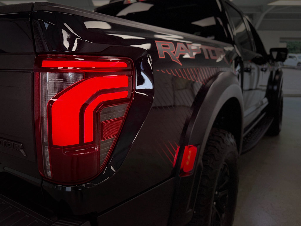 Used 2024 Ford F150 Raptor AWD/4WD image 32