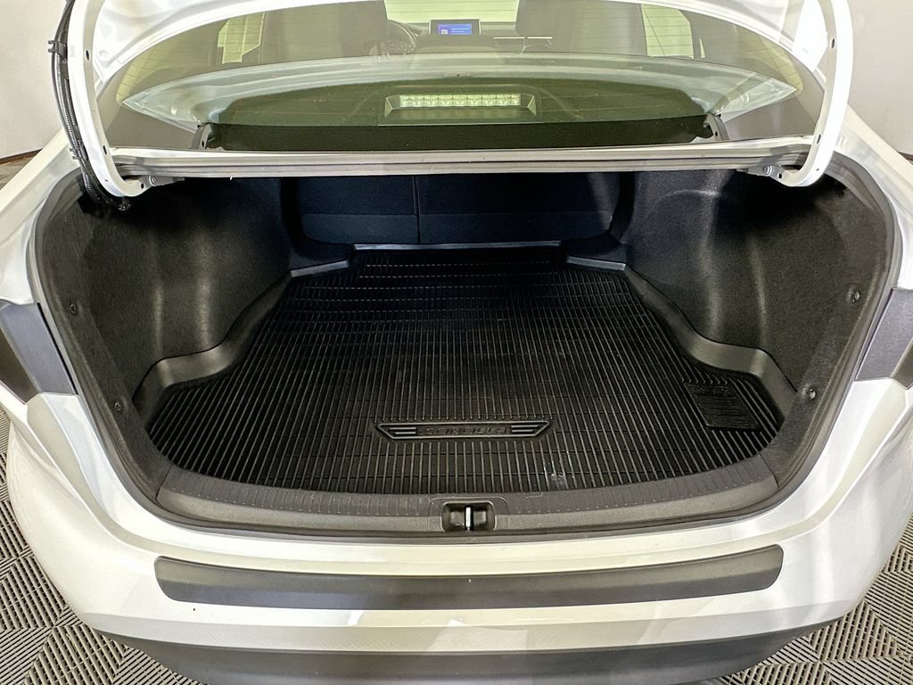 Used 2025 Toyota Corolla Hybrid Sedan FWD image 30