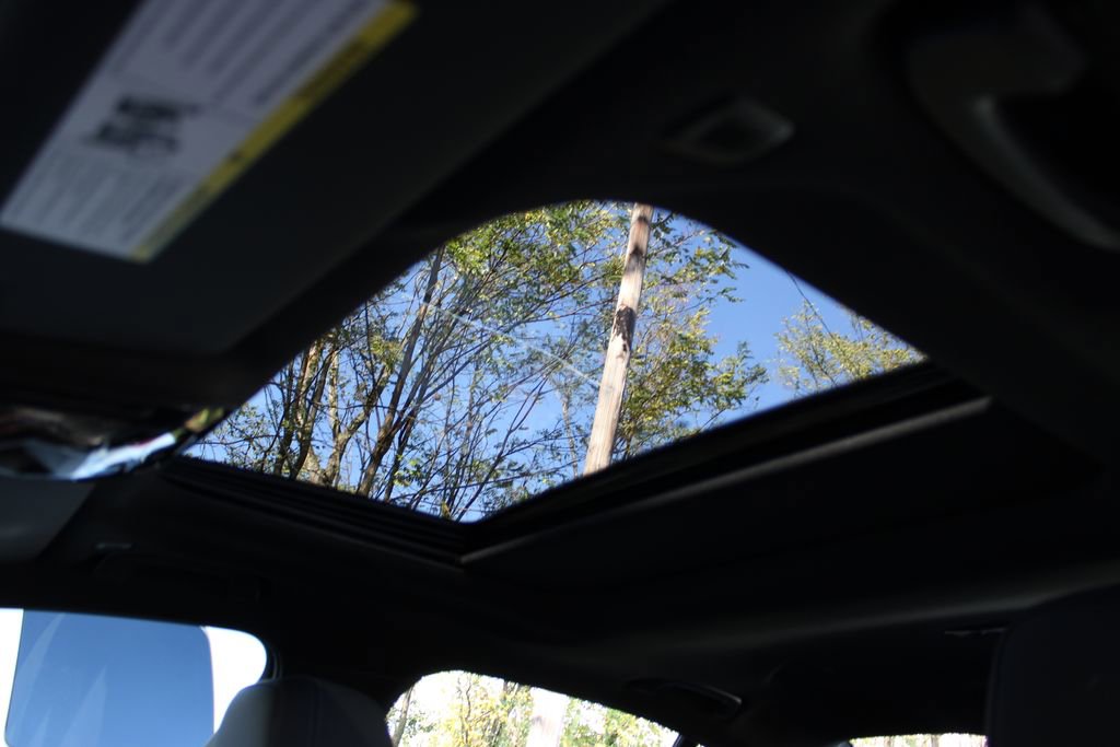 New 2026 BMW 530i xDrive w/ M Sport Package image 21