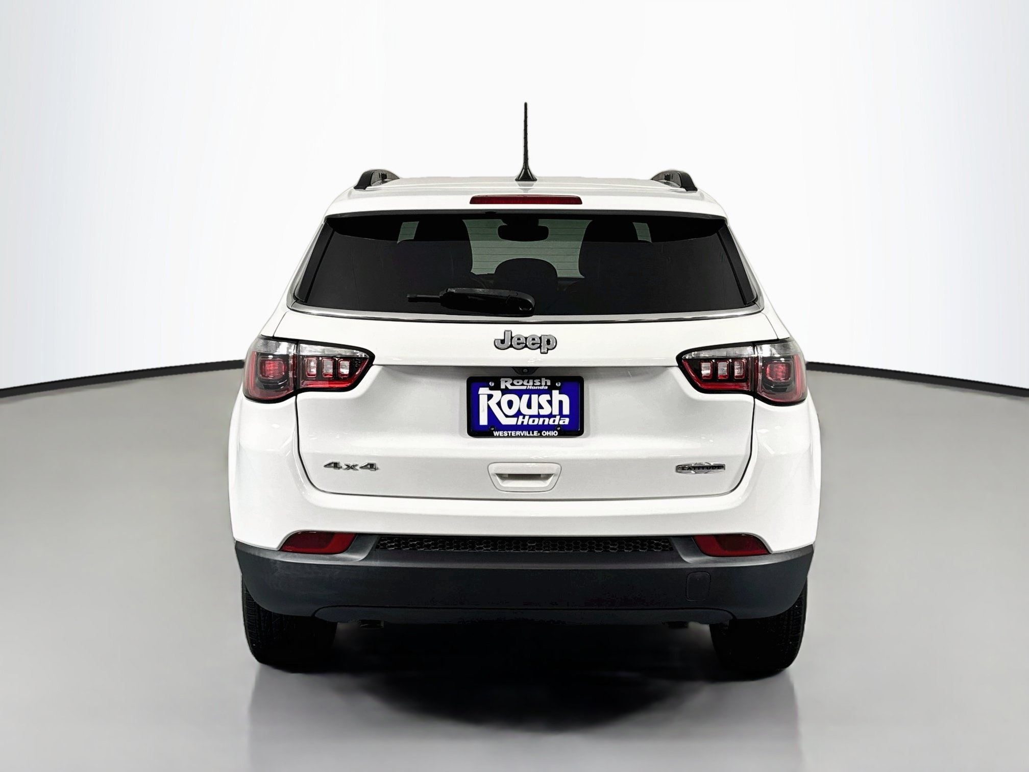 Used 2023 Jeep Compass Latitude AWD/4WD image 6