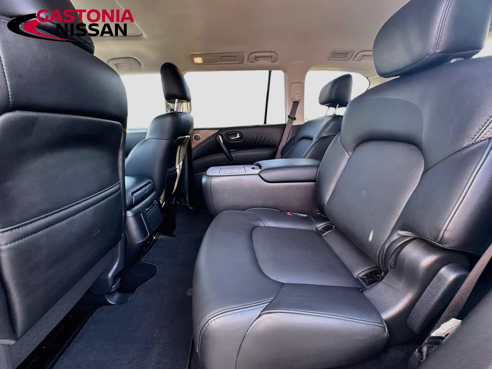 Used 2024 Nissan Armada SL w/ Captain's Chairs Package RWD image 33