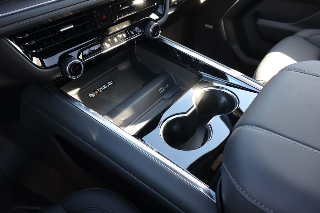 New 2026 Chevrolet Tahoe Z71 w/ Z71 Off-Road Package image 28