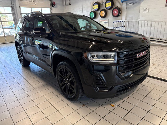 Used 2023 GMC Acadia SLE w/ Driver Convenience Package